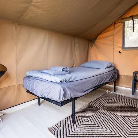 Camp Luxusní stan *