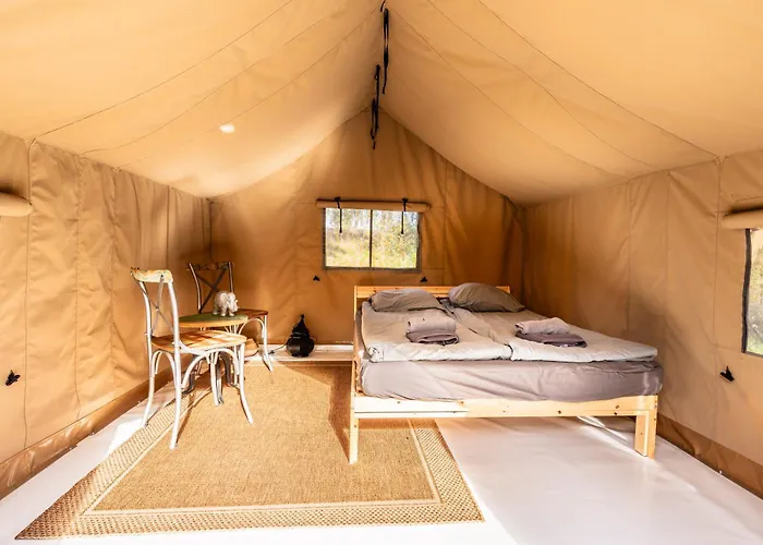 Luxury tent Camp Gulbity
